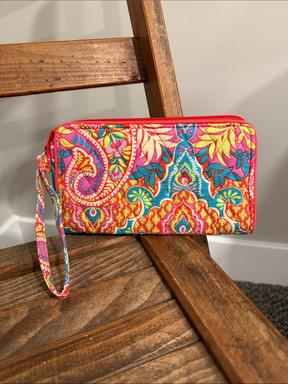 Vera Bradley Paisley in Paradise Accordion Zip Wristlet Wallet Pink Floral - Picture 4 of 10
